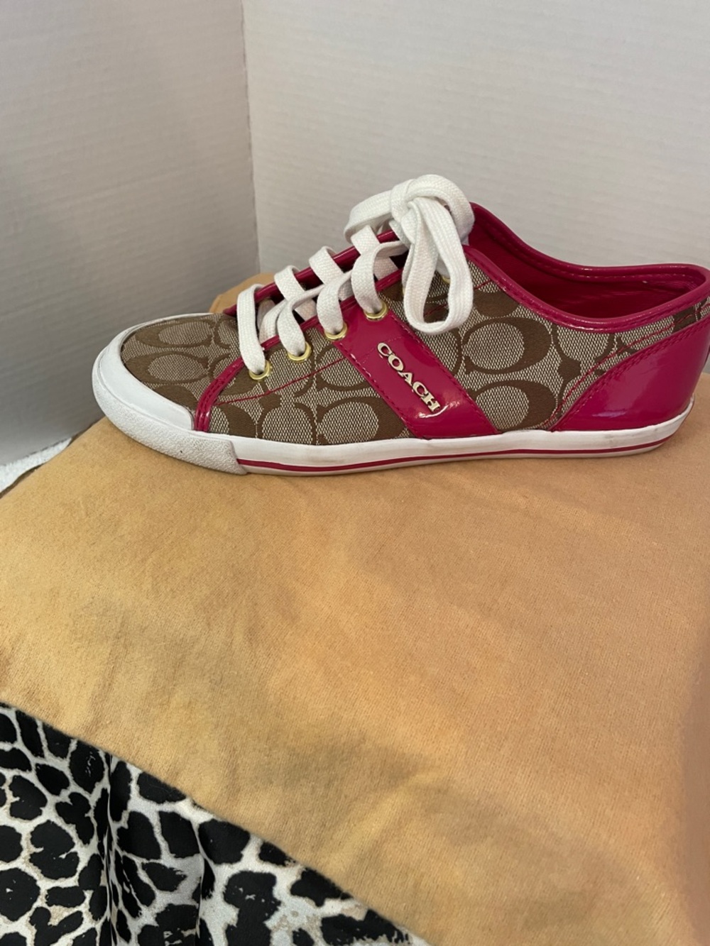 Coach Monogram Low-Top Sneakers with Pink Trim - Picture 6 of 11